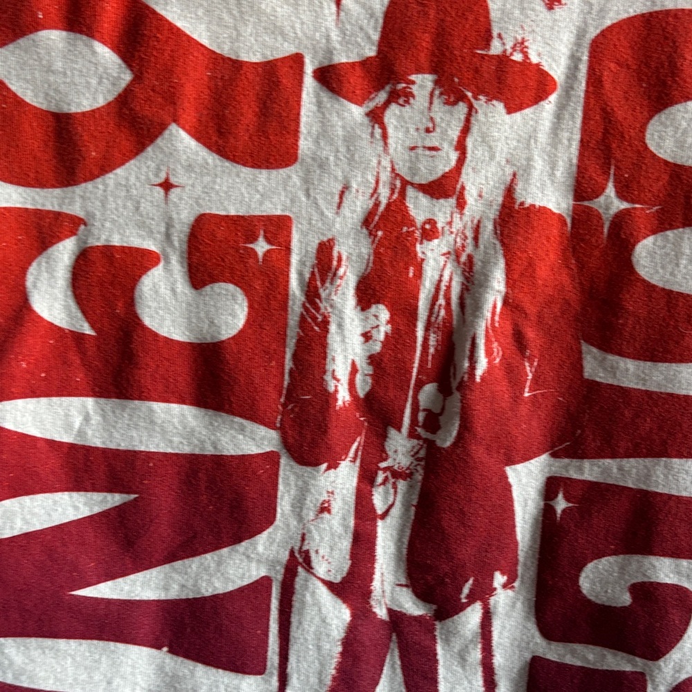 Lainey Wilson Cream Graphic Concert Tour 2023 Medium Tee - Picture 4 of 10